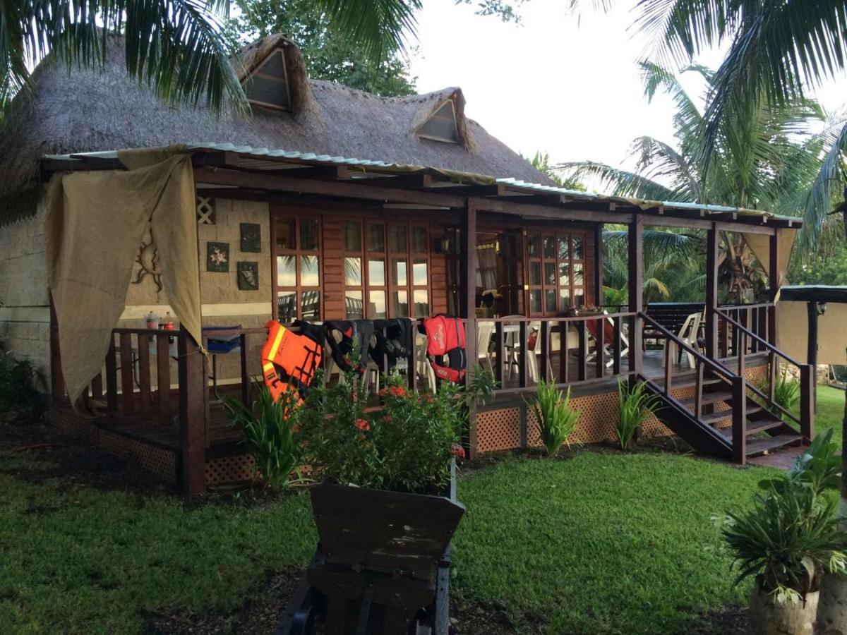 Coras Place Bacalar Lagoon Front Extérieur photo