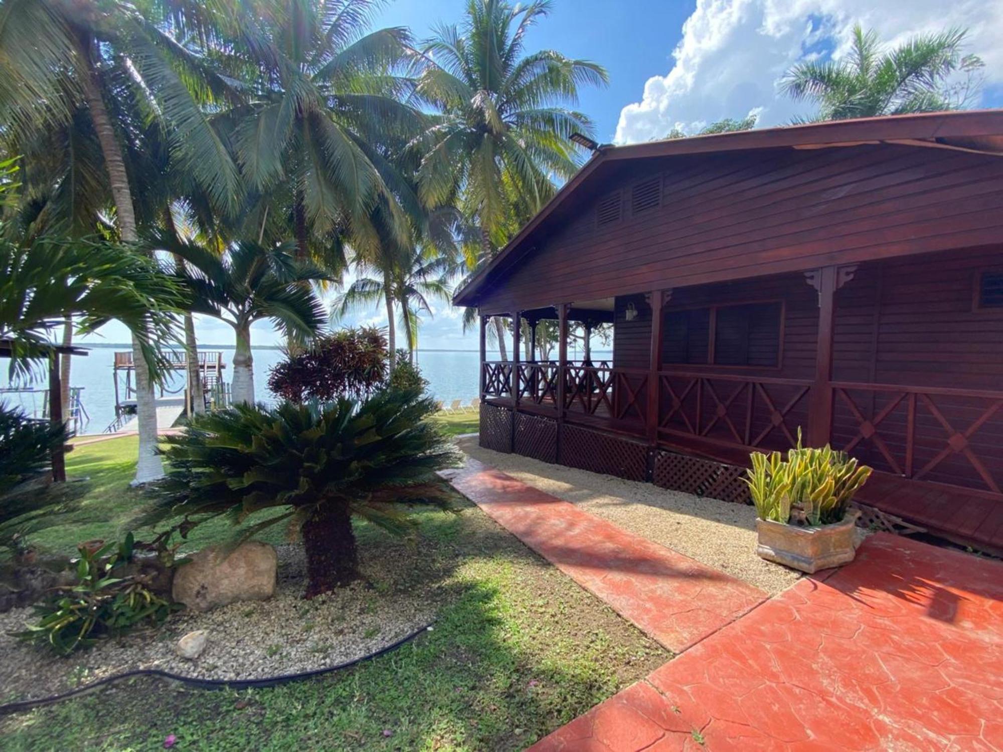 Coras Place Bacalar Lagoon Front Extérieur photo