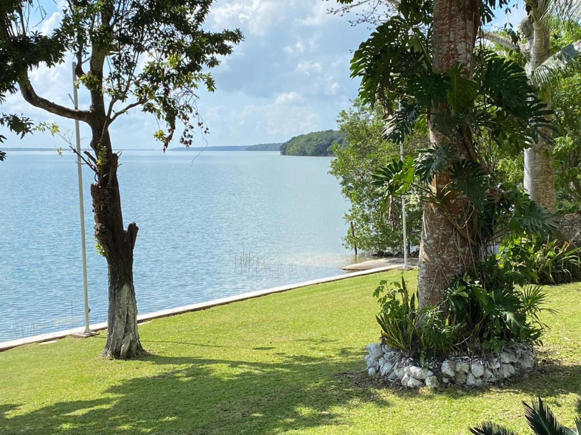 Coras Place Bacalar Lagoon Front Extérieur photo